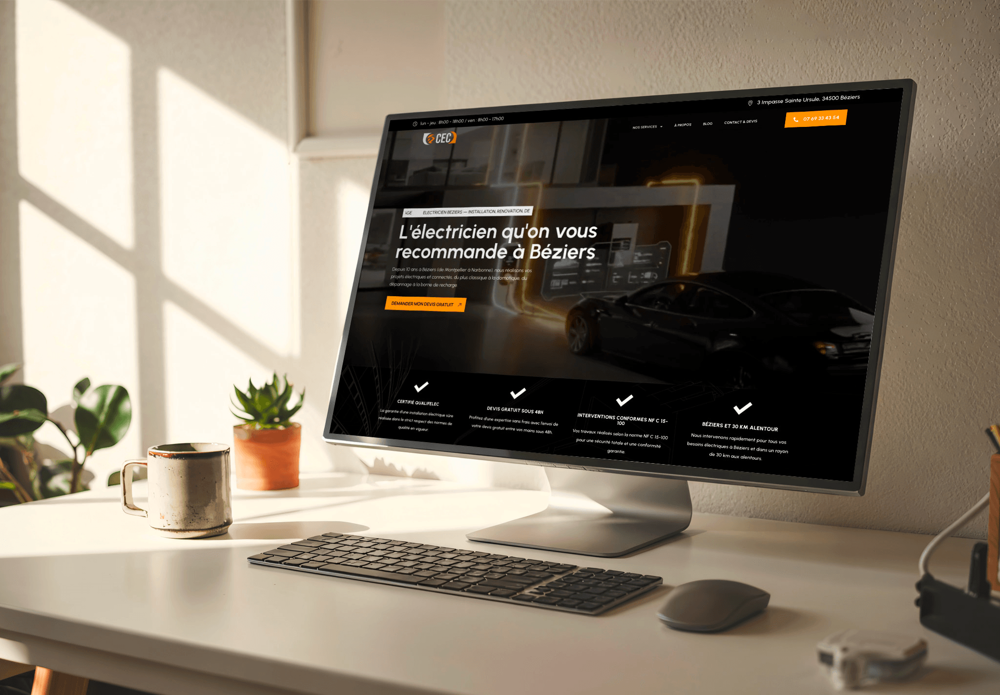 Écran d'ordinateur avec un site web d'électricien